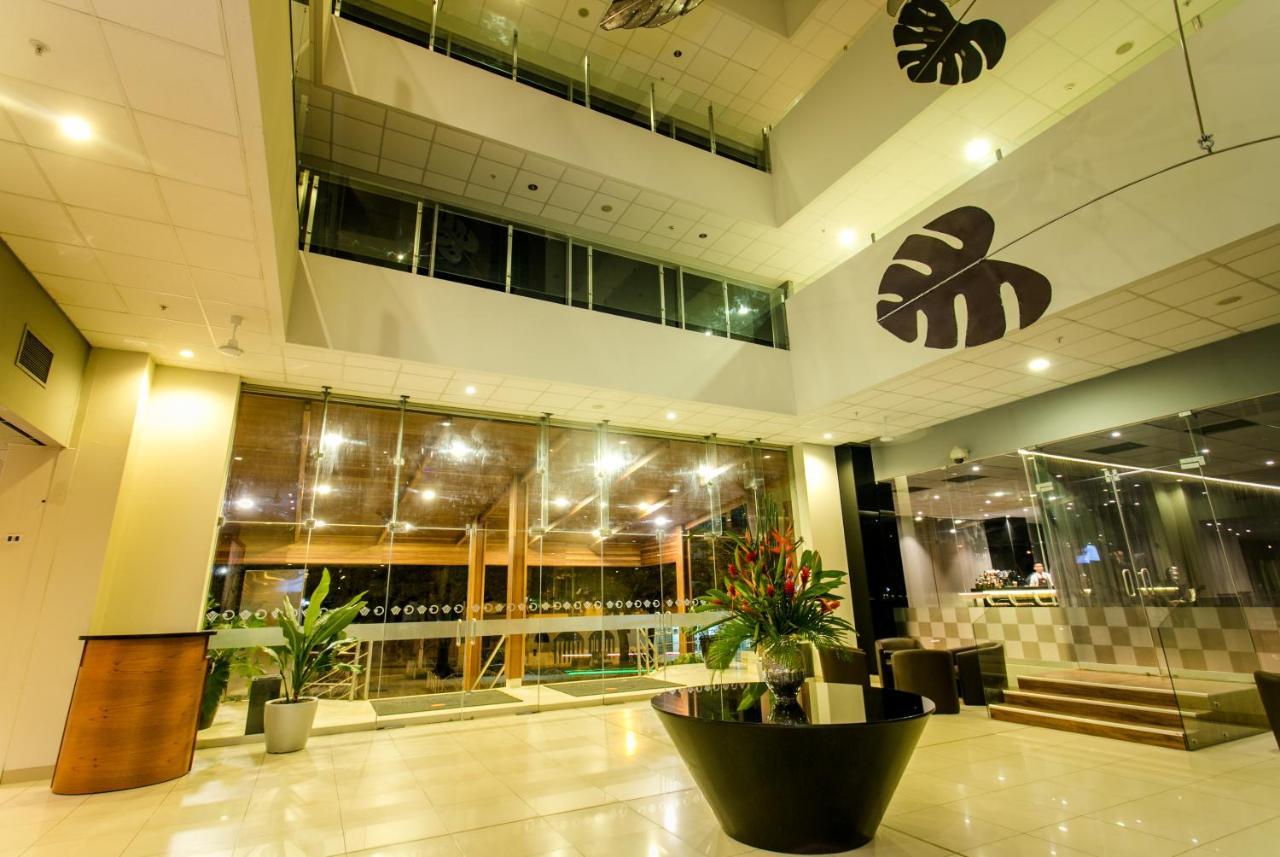 ホテル ウィンダム コスタ デル ソル プカルパ エクステリア 写真 Lobby