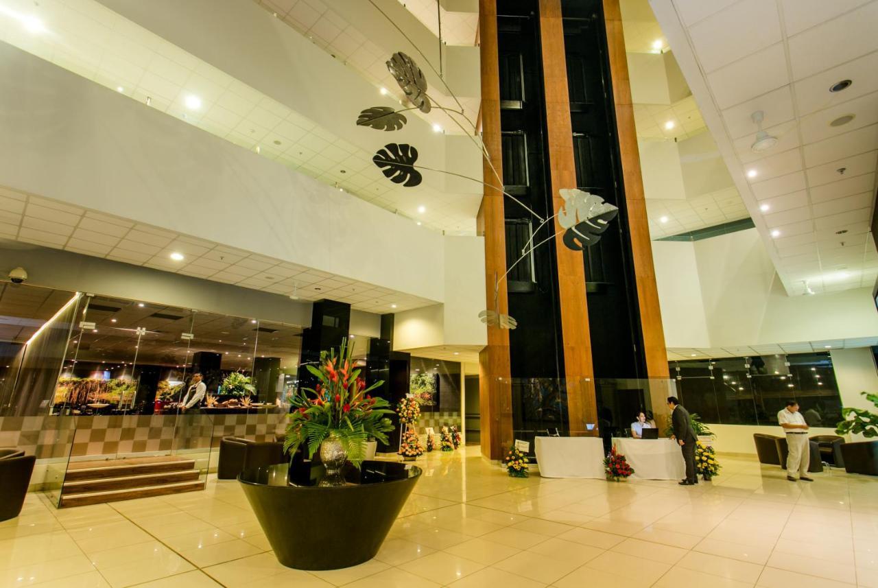 ホテル ウィンダム コスタ デル ソル プカルパ エクステリア 写真 Lobby