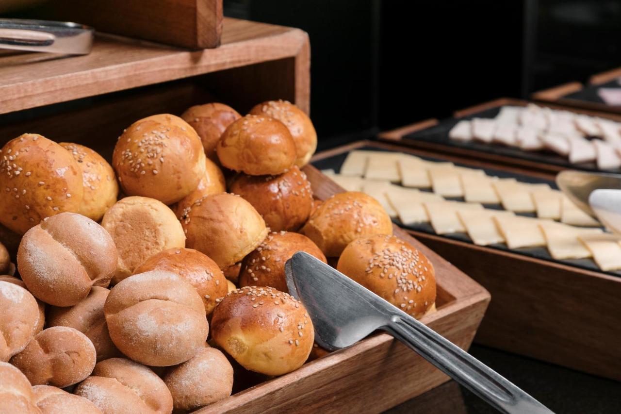 ホテル ウィンダム コスタ デル ソル プカルパ エクステリア 写真 Buns